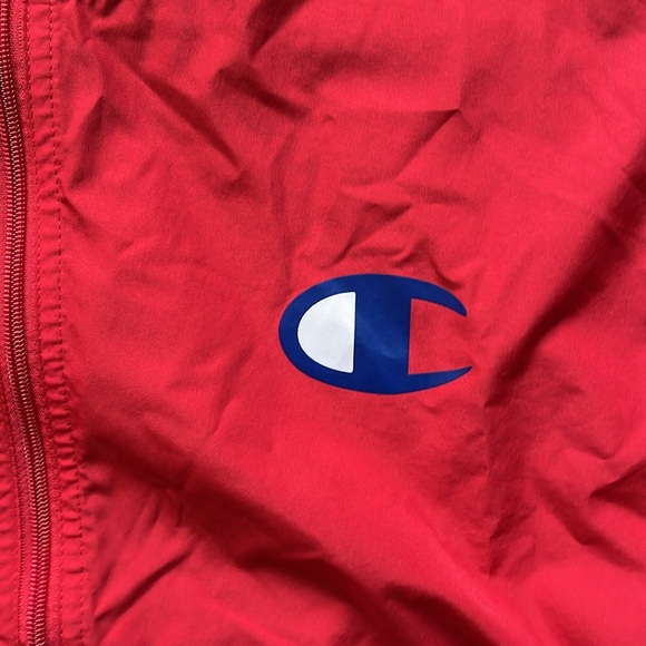 Champion women’s size small red jacket - Picture 3 of 6